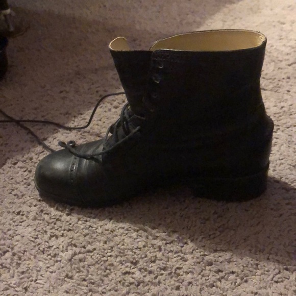 Beginner Horse Riding Boots - Picture 2 of 3